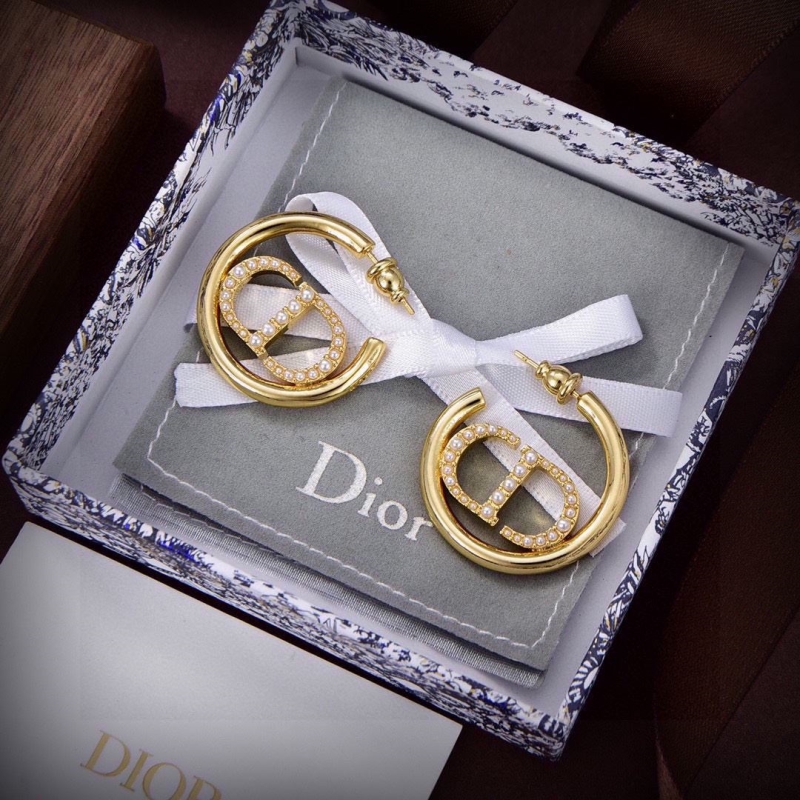chr1st1an D10r earrings
